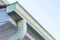 Seamless Gutter - Eggshell